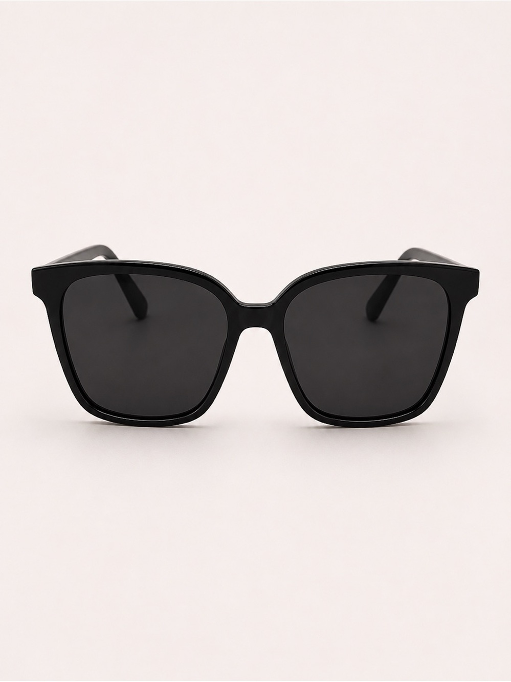 Diff Eyewear Black Square Sunglasses